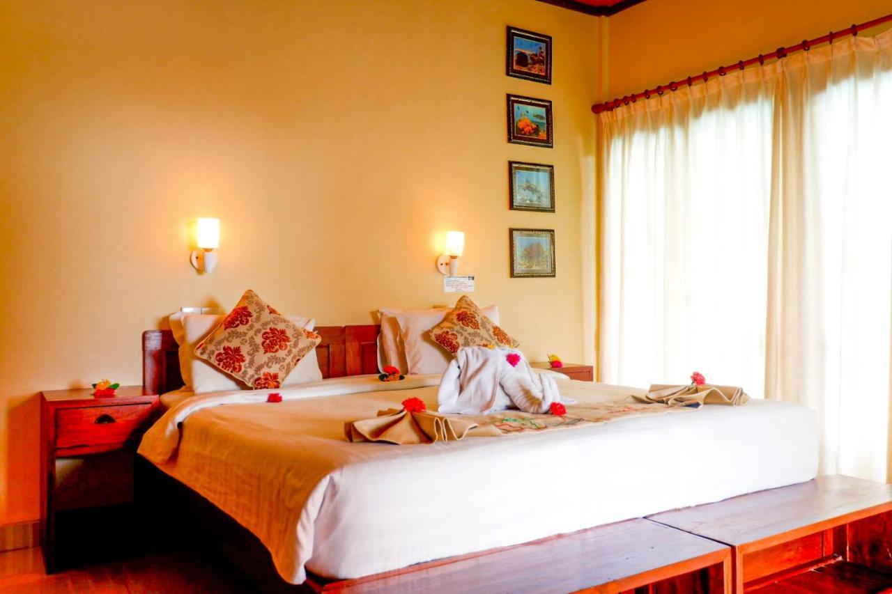 Amed Cafe & Hotel Kebun Wayan Eksteriør bilde
